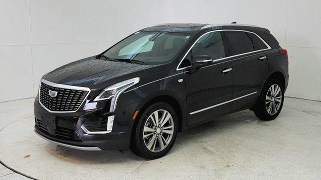 used 2022 Cadillac XT5 car, priced at $35,992