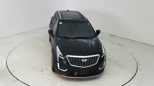 used 2022 Cadillac XT5 car, priced at $35,992