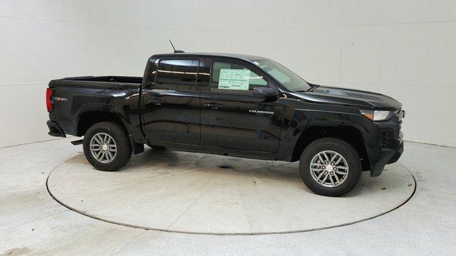 new 2024 Chevrolet Colorado car, priced at $39,350