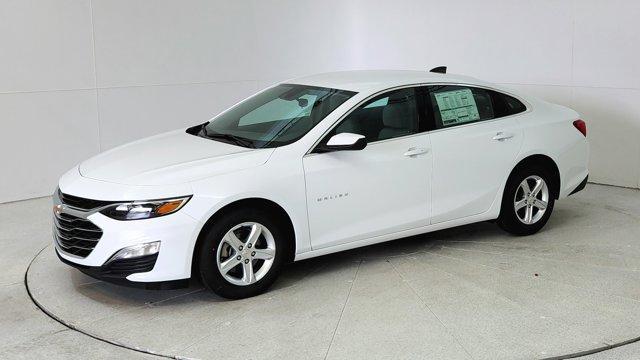 new 2025 Chevrolet Malibu car, priced at $25,245