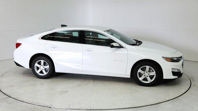 new 2025 Chevrolet Malibu car, priced at $25,245