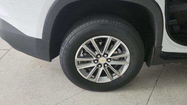used 2023 Chevrolet Traverse car, priced at $30,592