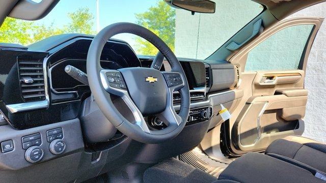 new 2025 Chevrolet Silverado 1500 car, priced at $53,193