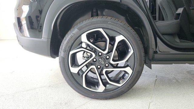 used 2024 Chevrolet Trax car, priced at $25,592