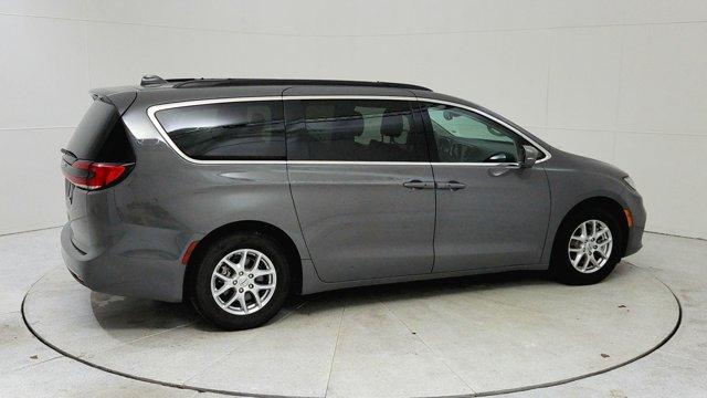 used 2022 Chrysler Pacifica car, priced at $23,262