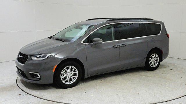 used 2022 Chrysler Pacifica car, priced at $23,262