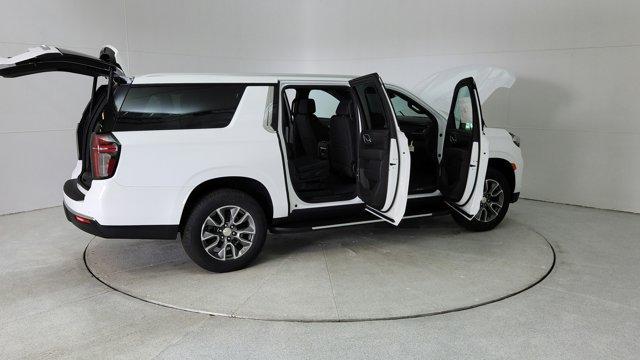 new 2024 Chevrolet Suburban car, priced at $70,955