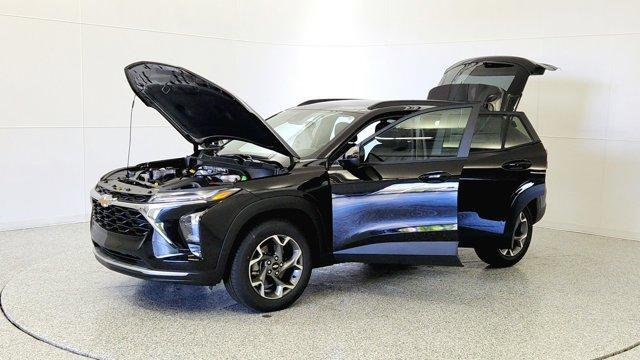 new 2026 Chevrolet Trax car, priced at $25,584