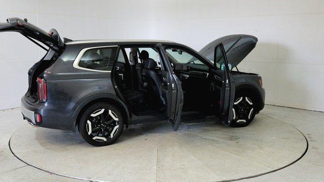 used 2024 Kia Telluride car, priced at $40,491