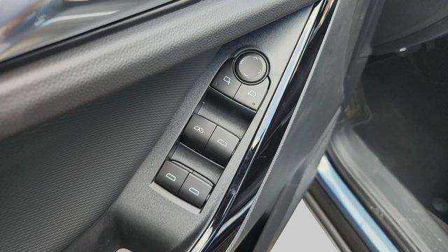 new 2026 Chevrolet Equinox car, priced at $29,889