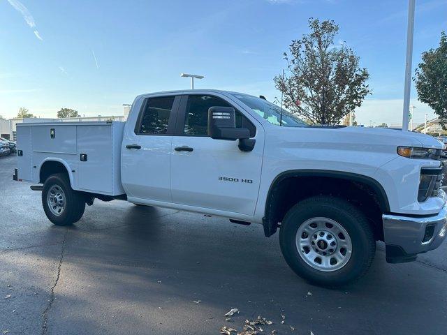 new 2024 Chevrolet Silverado 3500 car, priced at $58,995