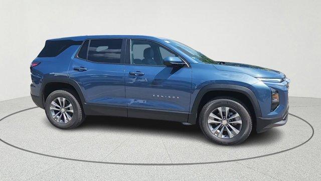 new 2026 Chevrolet Equinox car, priced at $33,844