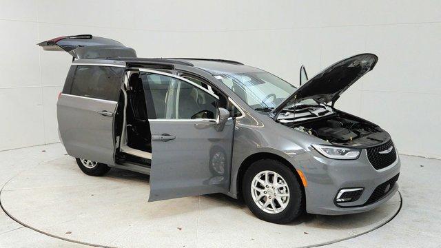 used 2022 Chrysler Pacifica car, priced at $23,342