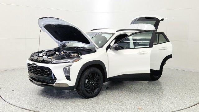 new 2025 Chevrolet Trax car, priced at $27,588
