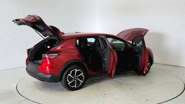 used 2025 Chevrolet Equinox EV car, priced at $27,992