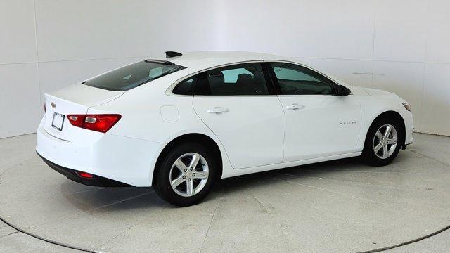 new 2025 Chevrolet Malibu car, priced at $25,845