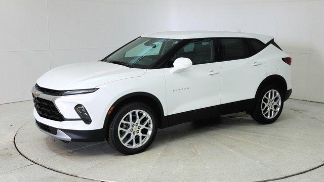 new 2025 Chevrolet Blazer car, priced at $37,185