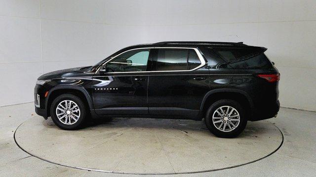 used 2023 Chevrolet Traverse car, priced at $31,392