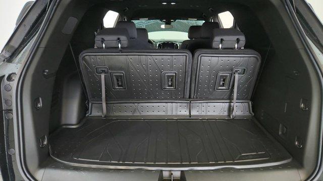 used 2023 Chevrolet Traverse car, priced at $31,392