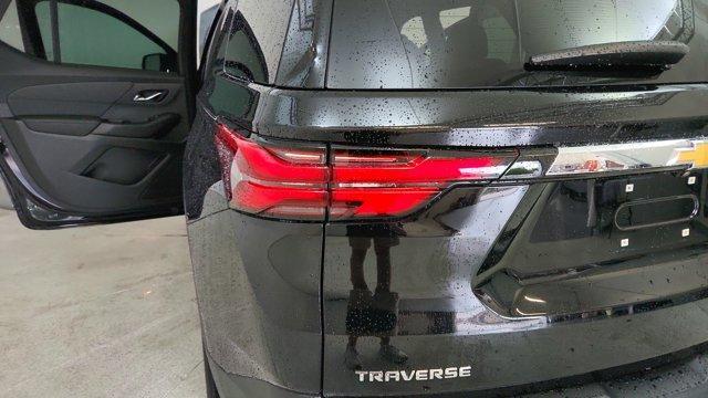 used 2023 Chevrolet Traverse car, priced at $31,392