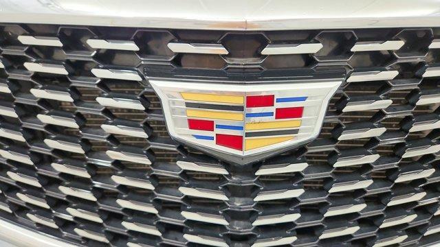 used 2023 Cadillac XT5 car, priced at $29,991