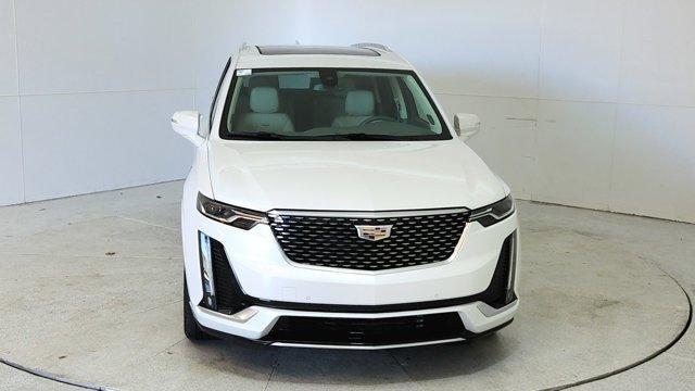 used 2022 Cadillac XT6 car, priced at $44,491