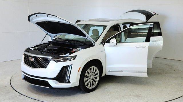 used 2022 Cadillac XT6 car, priced at $44,491