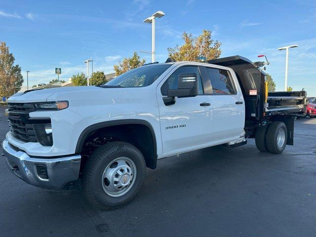 new 2024 Chevrolet Silverado 3500 car, priced at $75,995