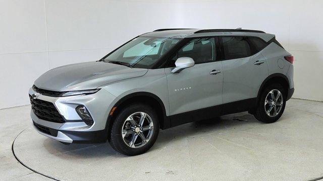 new 2025 Chevrolet Blazer car, priced at $36,135