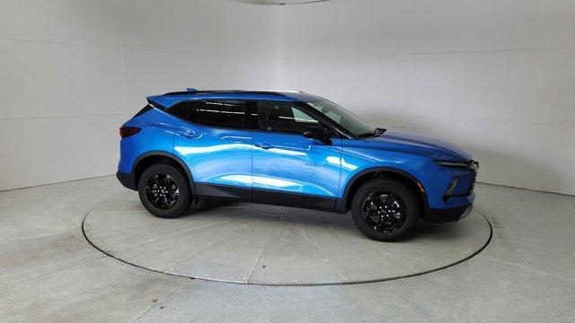 new 2025 Chevrolet Blazer car, priced at $40,255