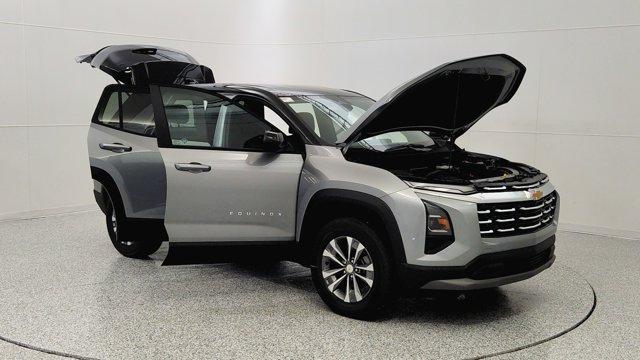 new 2026 Chevrolet Equinox car, priced at $30,289