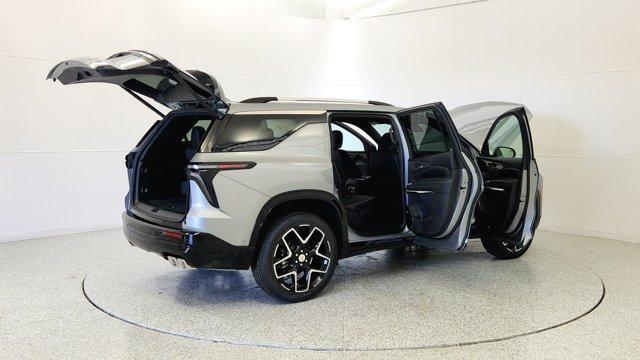 new 2026 Chevrolet Traverse car, priced at $59,493