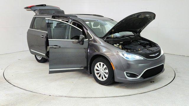 used 2017 Chrysler Pacifica car, priced at $12,993