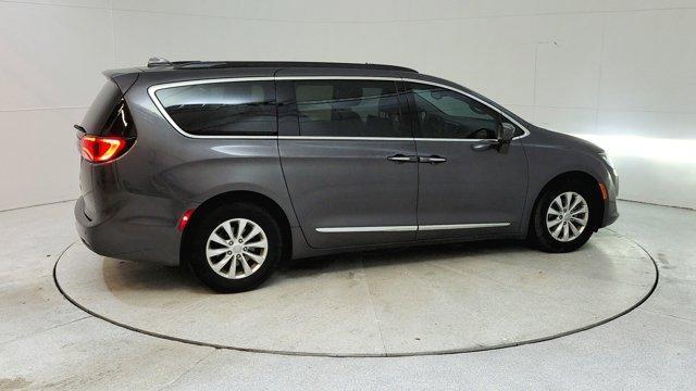 used 2017 Chrysler Pacifica car, priced at $12,993