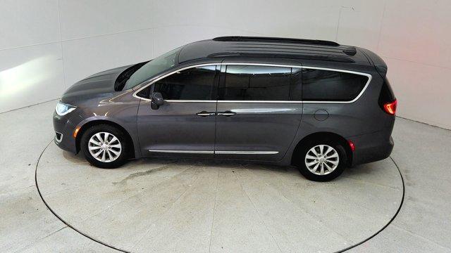 used 2017 Chrysler Pacifica car, priced at $12,993