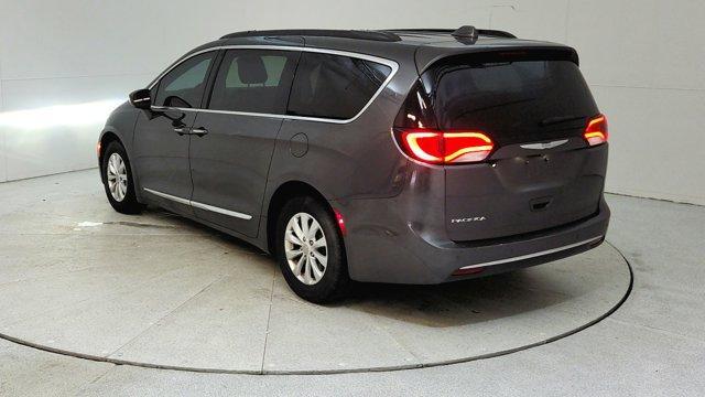 used 2017 Chrysler Pacifica car, priced at $12,993