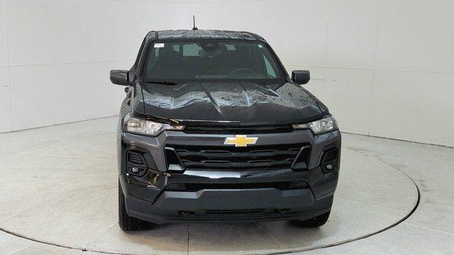 new 2024 Chevrolet Colorado car, priced at $37,585