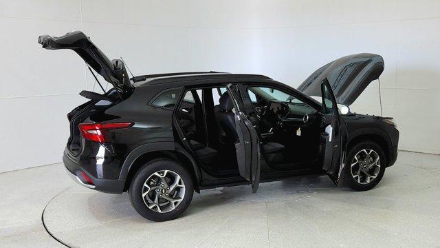 new 2024 Chevrolet Trax car, priced at $22,995