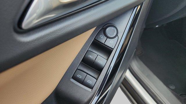 new 2025 Chevrolet Equinox car, priced at $31,644