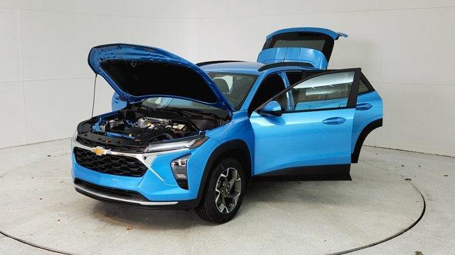 used 2025 Chevrolet Trax car, priced at $24,991