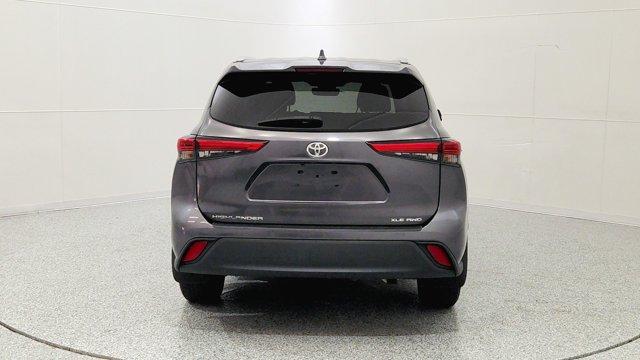used 2021 Toyota Highlander car, priced at $29,994