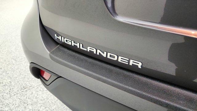 used 2021 Toyota Highlander car, priced at $29,994
