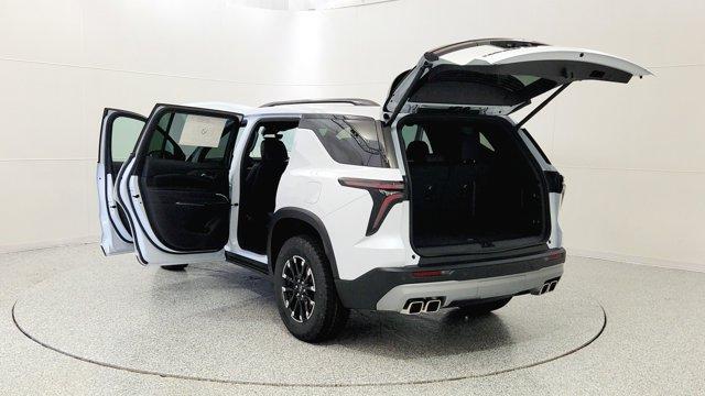 new 2026 Chevrolet Traverse car, priced at $54,913