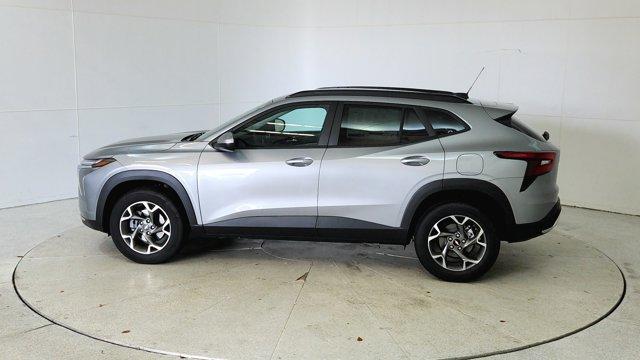 new 2025 Chevrolet Trax car, priced at $24,684