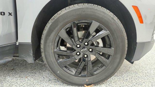 used 2024 Chevrolet Equinox car, priced at $21,342