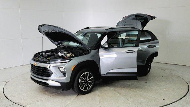 new 2026 Chevrolet TrailBlazer car, priced at $28,470