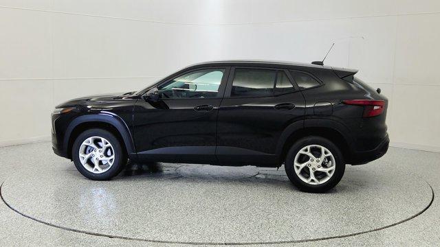 new 2025 Chevrolet Trax car, priced at $23,284