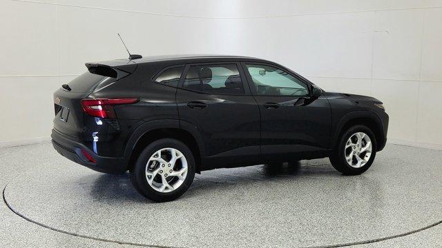 new 2025 Chevrolet Trax car, priced at $23,284