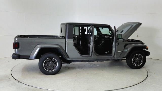 used 2023 Jeep Gladiator car, priced at $33,132