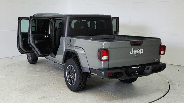 used 2023 Jeep Gladiator car, priced at $33,132